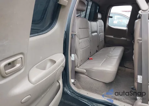 2004 Toyota Tundra Ltd V8 from USA, damaged, VIN 5TBBT48174S453886